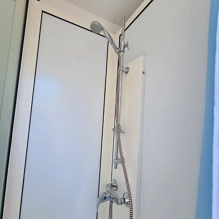 Wunderschoenes Zimmer Mit Blick Im Herzen Von - Direkte Stadtmitte - Von Privat Apartament Stuttgart