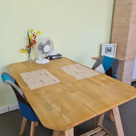 Wunderschoenes Zimmer Mit Blick Im Herzen Von - Direkte Stadtmitte - Von Privat Apartment *
